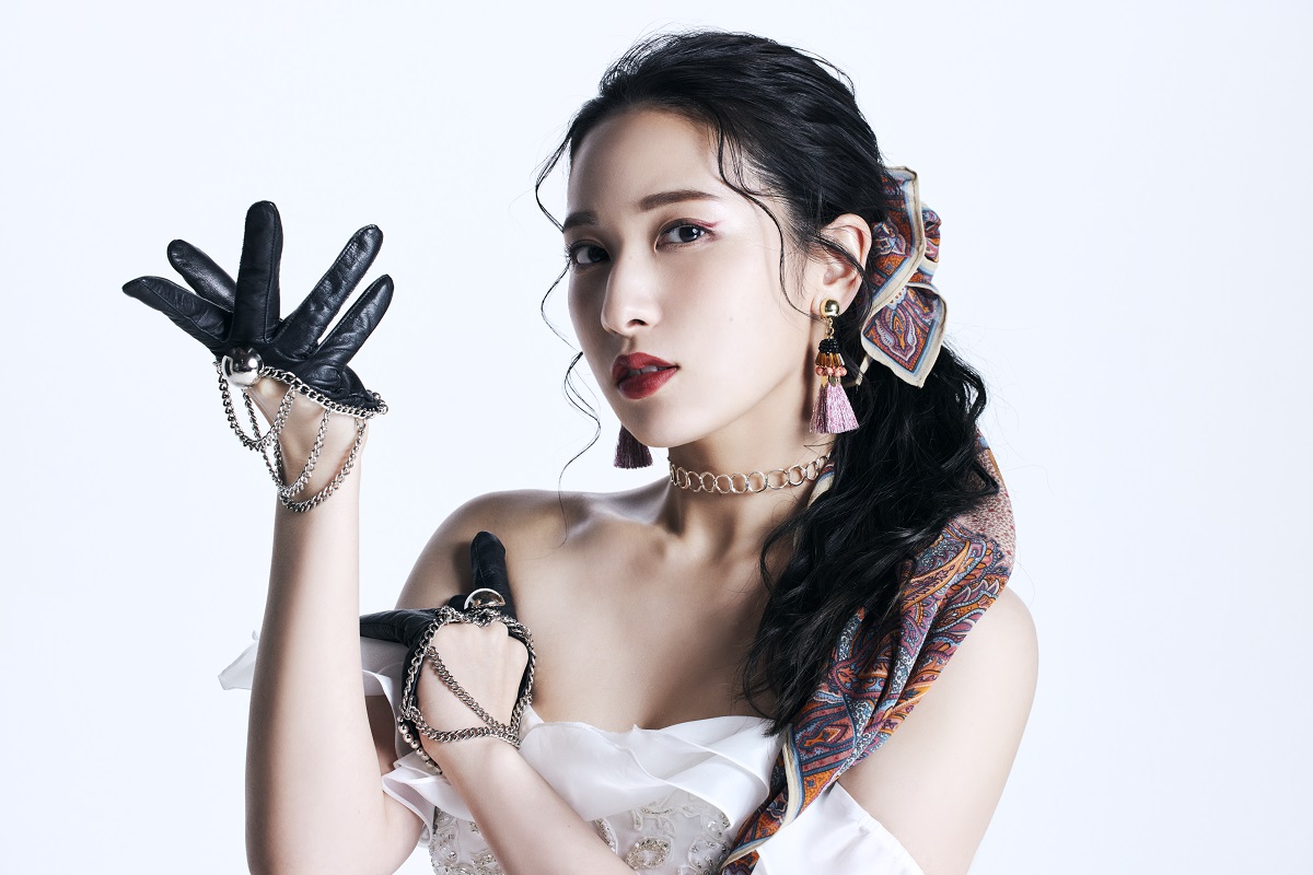 伊波杏樹　10th Anniversary Graph　シリアル付き Amazon.co.jp: Fiesta (初回生産限定盤) - 伊波杏樹 (特典なし